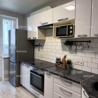 Продаж квартири Харків, ХТЗ, Рогань, 44м²