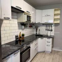 Продаж квартири Харків, ХТЗ, Рогань, 44м²