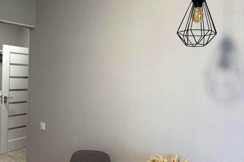 Продаж квартири Харків, ХТЗ, Рогань, 44м²
