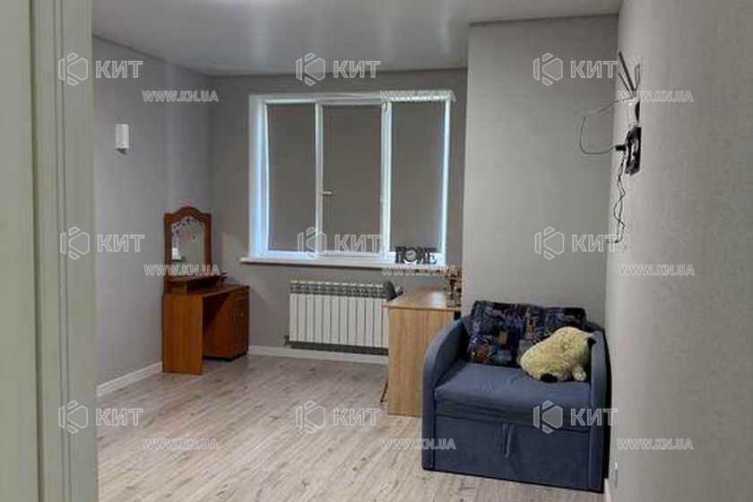 Продаж квартири Харків, ХТЗ, Рогань, 44м²