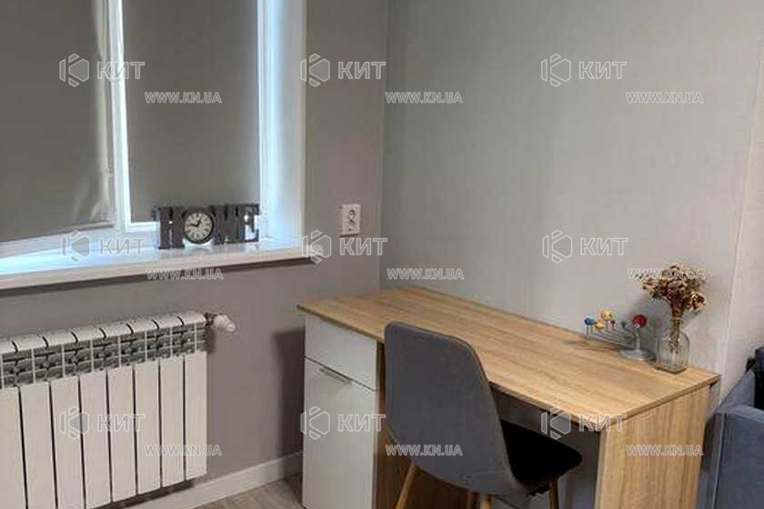Продаж квартири Харків, ХТЗ, Рогань, 44м²