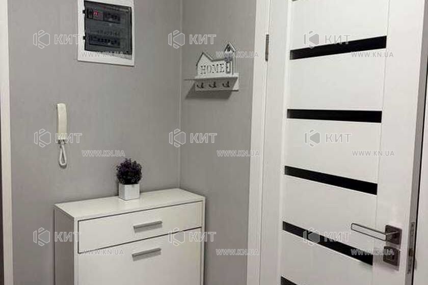 Продаж квартири Харків, ХТЗ, Рогань, 44м²
