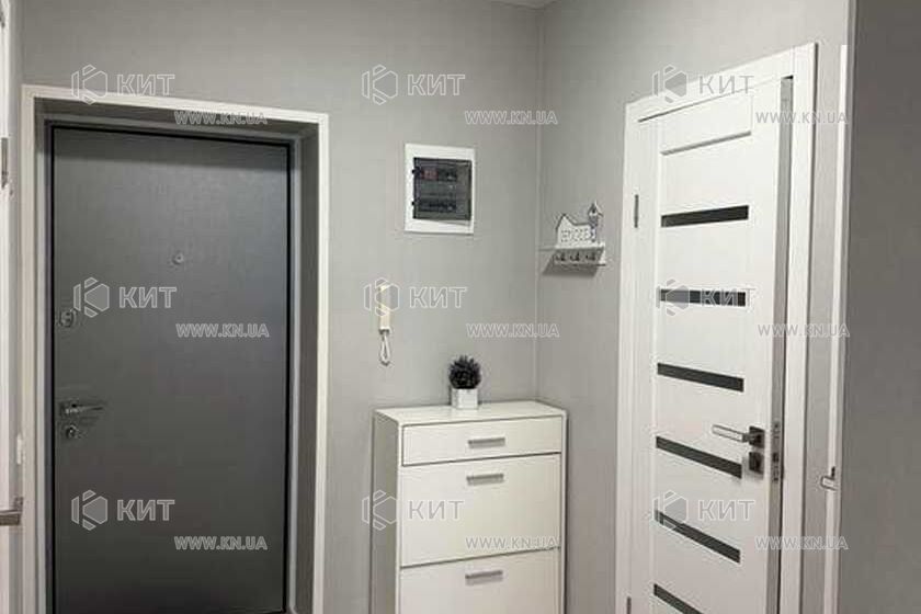 Продаж квартири Харків, ХТЗ, Рогань, 44м²