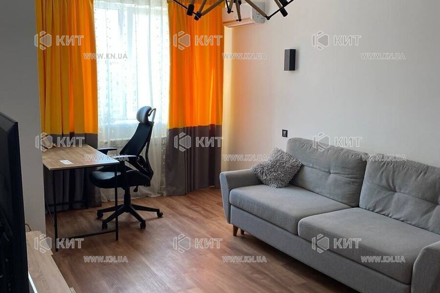 Продаж квартири Харків, ХТЗ, Рогань, 40.4м²