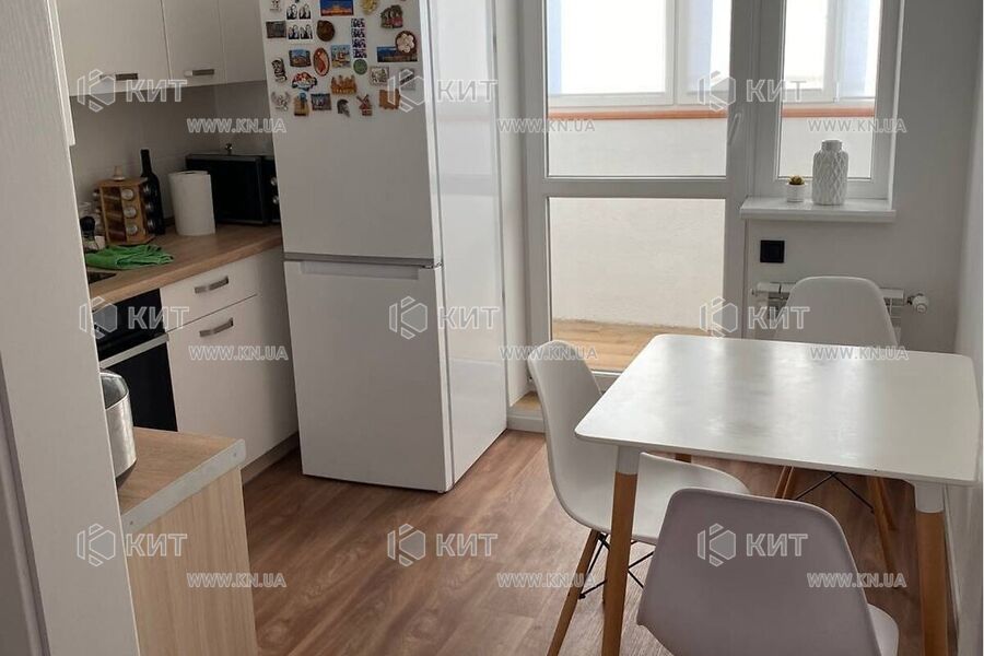 Продаж квартири Харків, ХТЗ, Рогань, 40.4м²