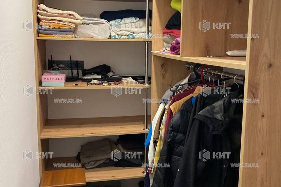 Продаж квартири Харків, ХТЗ, Рогань, 40.4м²