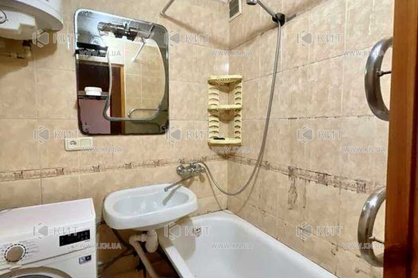 Продаж квартири Харків, Олексіївка, 40м²