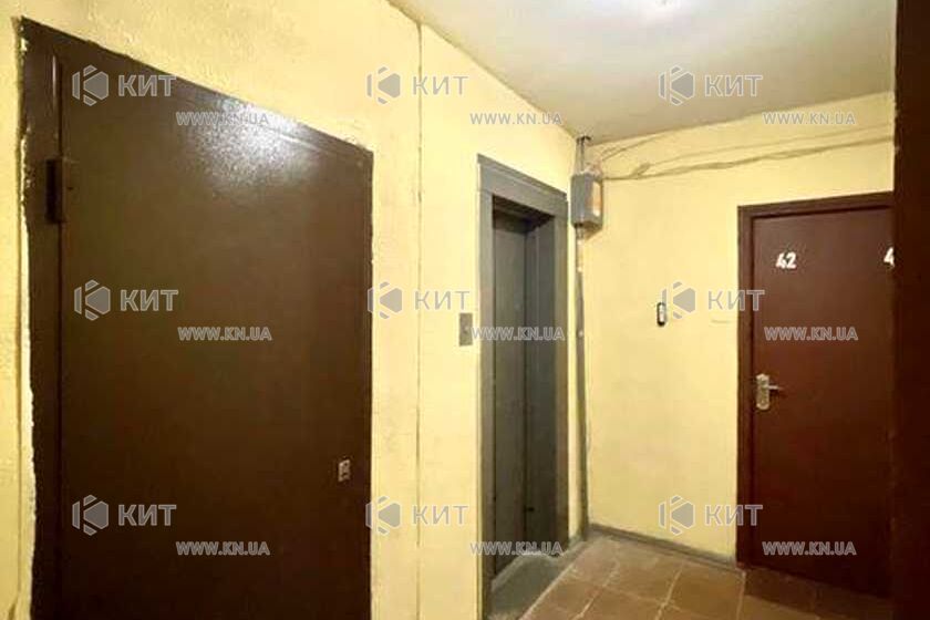 Продаж квартири Харків, Олексіївка, 40м²