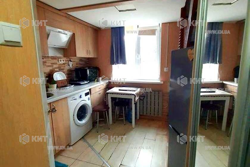 Продаж квартири Харків, Одеська, Основа, 19м²