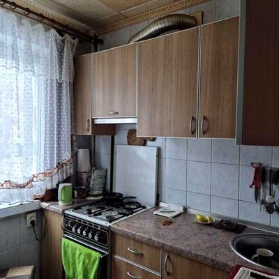 Продажа 	 Харків,  Тракторобудівників пр.   71Б