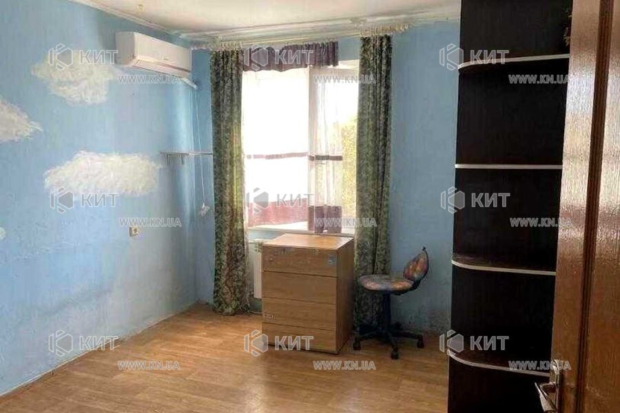 Продаж квартири Харків, Одеська, Основа, 18м²