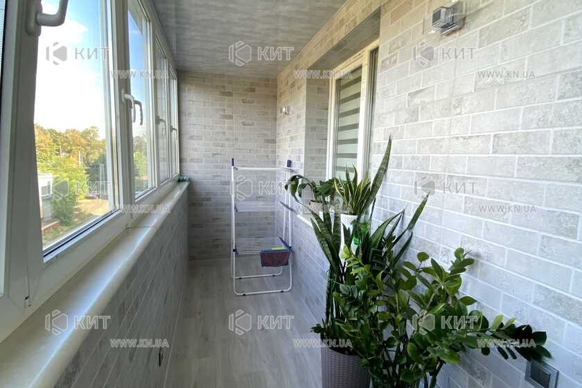 Продажа квартиры Харьков, ХТЗ, Рогань, 83м²