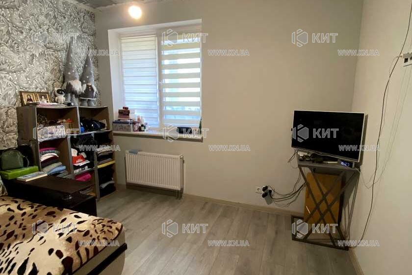 Продаж квартири Харків, ХТЗ, Рогань, 83м²