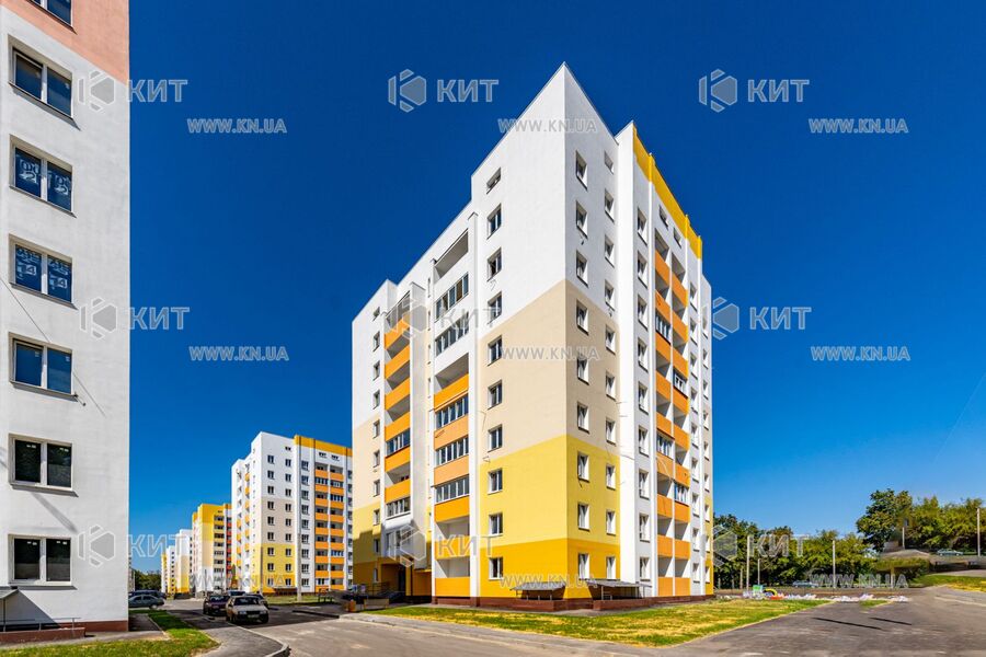 Продаж квартири Харків, ХТЗ, Рогань, 83м²