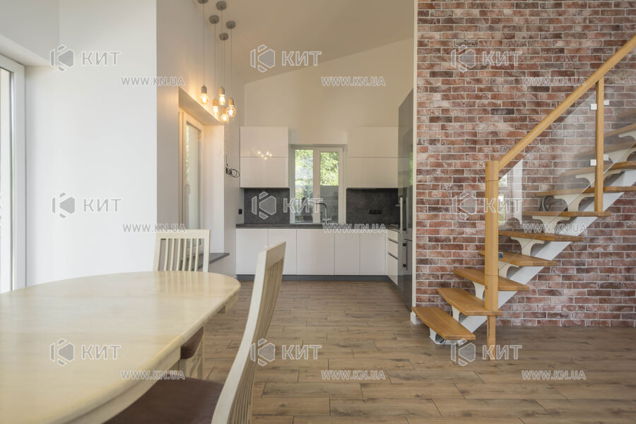 Продажа дома Харьков, Алексеевка, 120м²