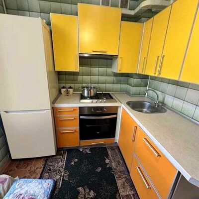 Продажа 	 Харків,  Державінська вул.   2