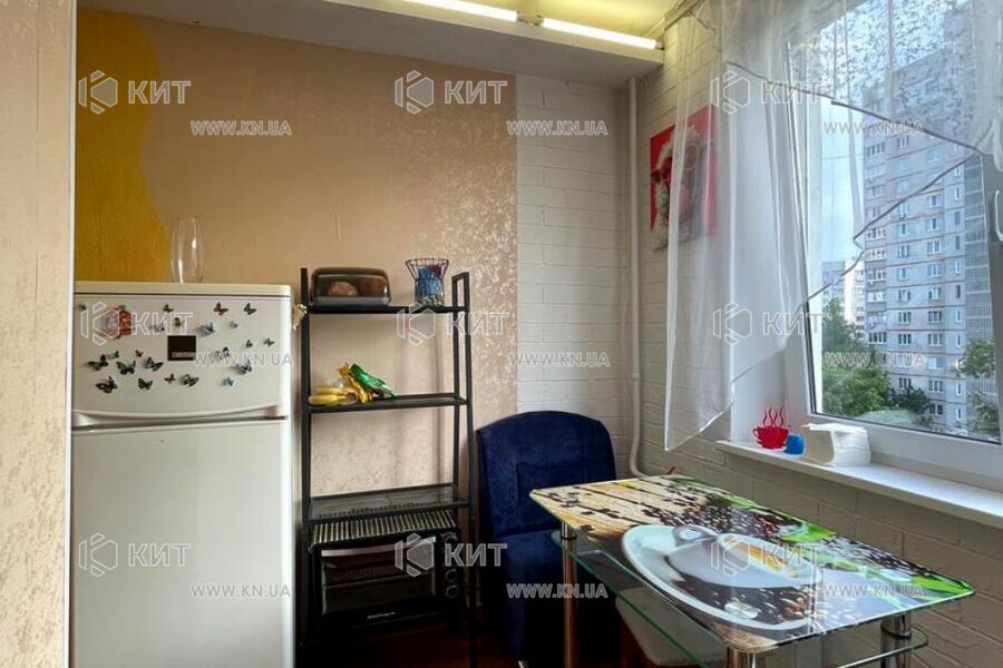 Продаж квартири Харків, Олексіївка, 35м²