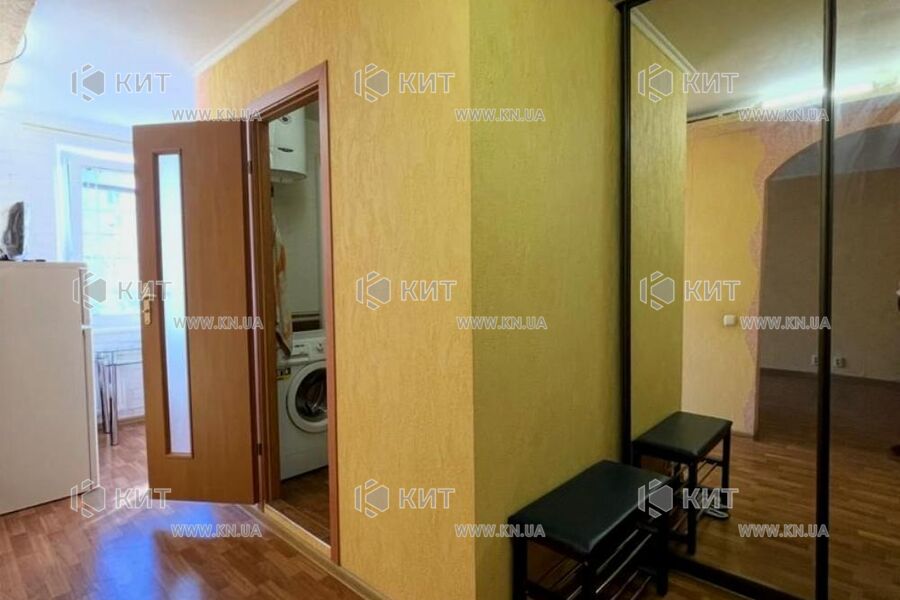 Продаж квартири Харків, Олексіївка, 35м²