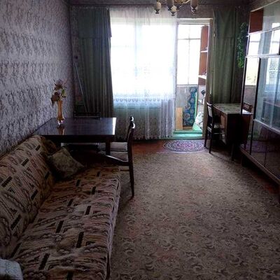 Продажа 	 Харків,  Тракторобудівників пр.   122А