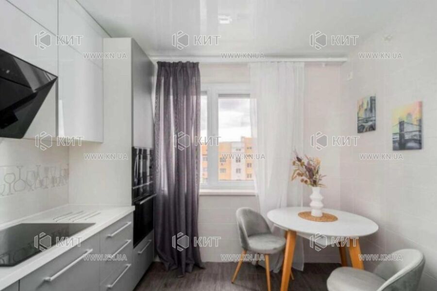 Продажа квартиры Харьков, Салтовка(Бараб.,Украина), 118м²