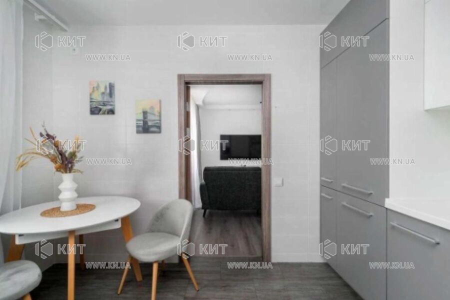 Продажа квартиры Харьков, Салтовка(Бараб.,Украина), 118м²