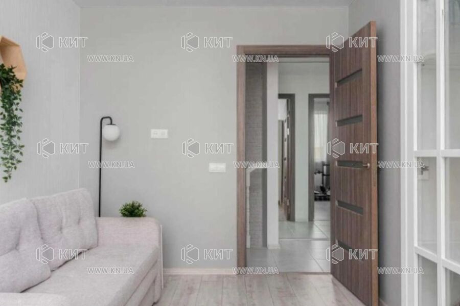 Продажа квартиры Харьков, Салтовка(Бараб.,Украина), 118м²