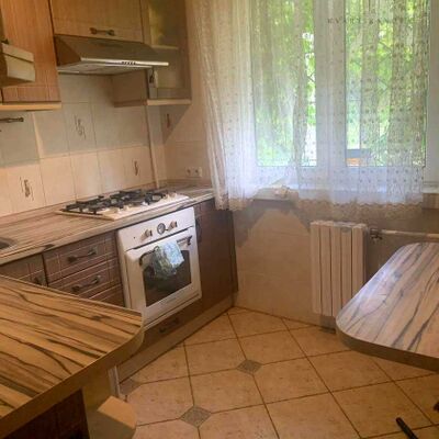 Продажа 	 Харьков,  Каденюка (Танкопия) ул.   24А