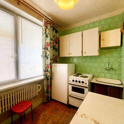 Продажа 	 Харьков,  Старицкого ул.   15
