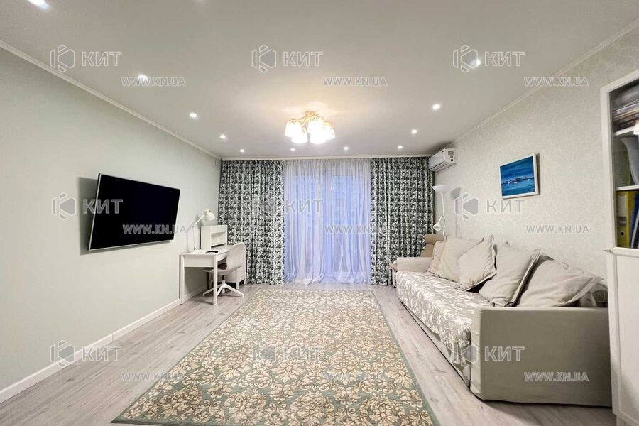 Продажа квартиры Харьков, Алексеевка, 82м²