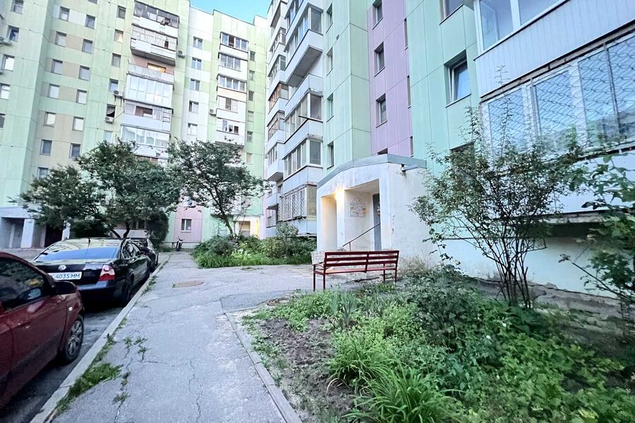 Продажа квартиры Харьков, Алексеевка, 82м²