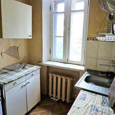 Продажа 	 Харків,  Культури вул.   9