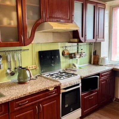 Продажа 	 Харків,  Аерокосмічний (Гагаріна) пр.   50