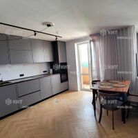 Продаж квартири Харків, Олексіївка, 75м²