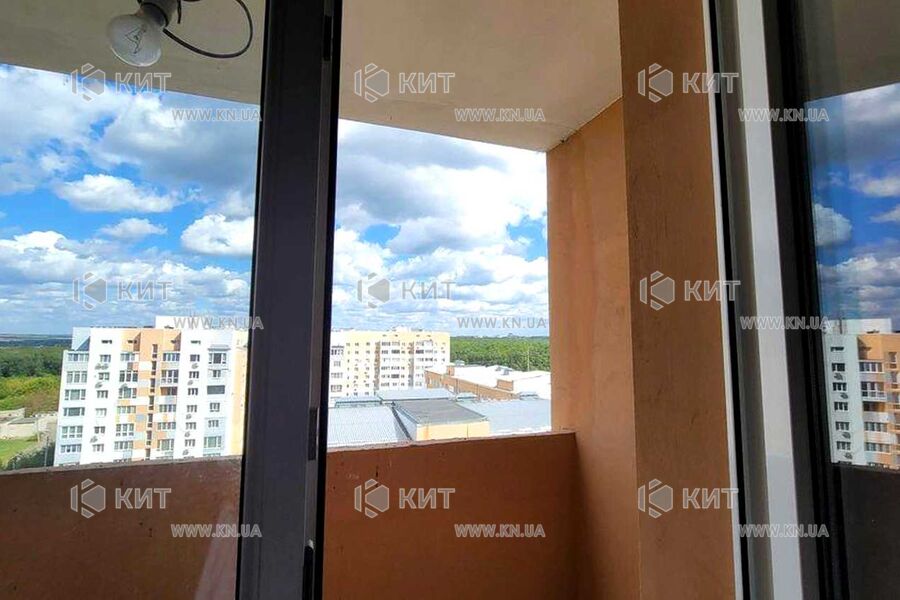 Продаж квартири Харків, Олексіївка, 75м²