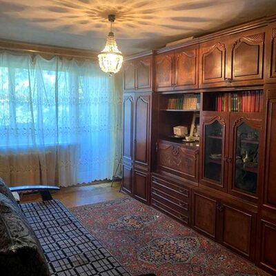 Продажа 	 Харків,  Ювілейний (50-річчя ВЛКСМ) пр.   94