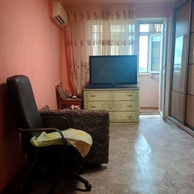 Продажа 	 Харків,  Ньютона вул.   10