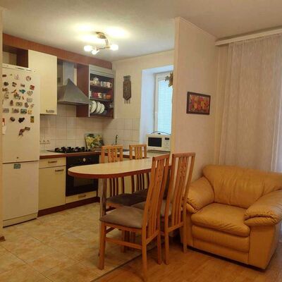 Продажа 	 Харків,  Олексіївська вул.   14а