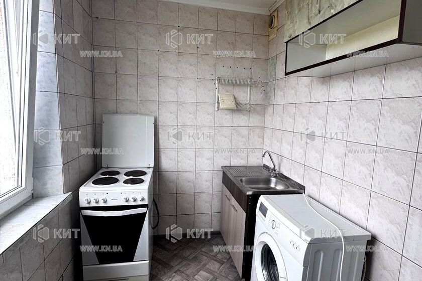 Продаж квартири Харків, Олексіївка, 32м²