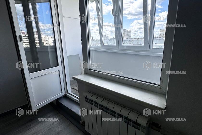 Продаж квартири Харків, Олексіївка, 32м²