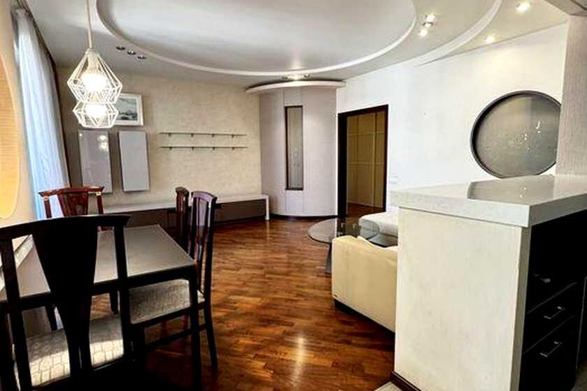 Продажа квартиры Харьков, Алексеевка, 102м²