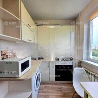 Продаж квартири Харків, Олексіївка, 47м²