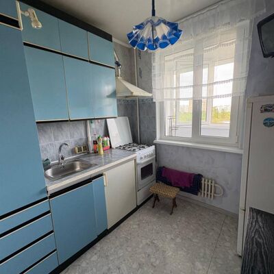 Продажа 	 Харьков,  Метростроителей ул.   34