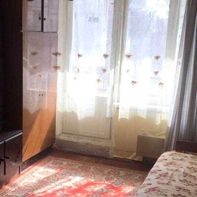 Продажа 	 Харьков,  Чередниченковский пер.   7