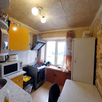 Продаж квартир - Харків,  Космонавтів вул.  8