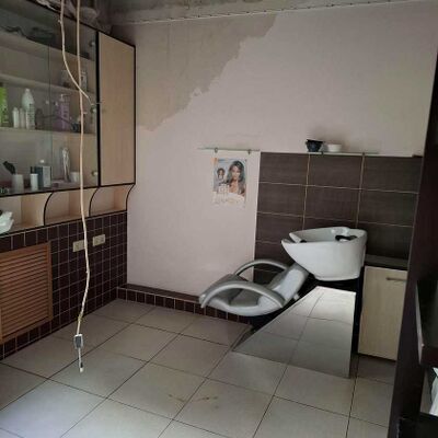 Продажа 	 Харків,  Киргизька вул.   8а