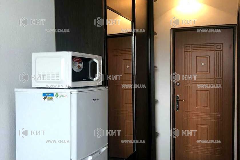 Продаж квартири Харків, Стара Салтівка, 18м²