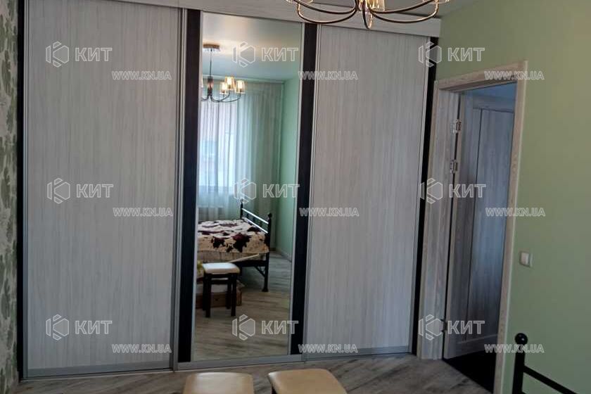 Продажа квартиры Харьков, Алексеевка, 100м²