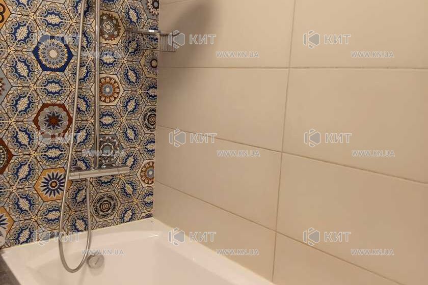 Продажа квартиры Харьков, Алексеевка, 100м²
