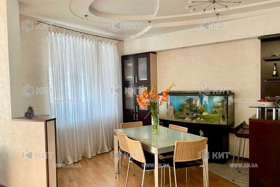 Продаж квартири Харків, Наукова, 104м²