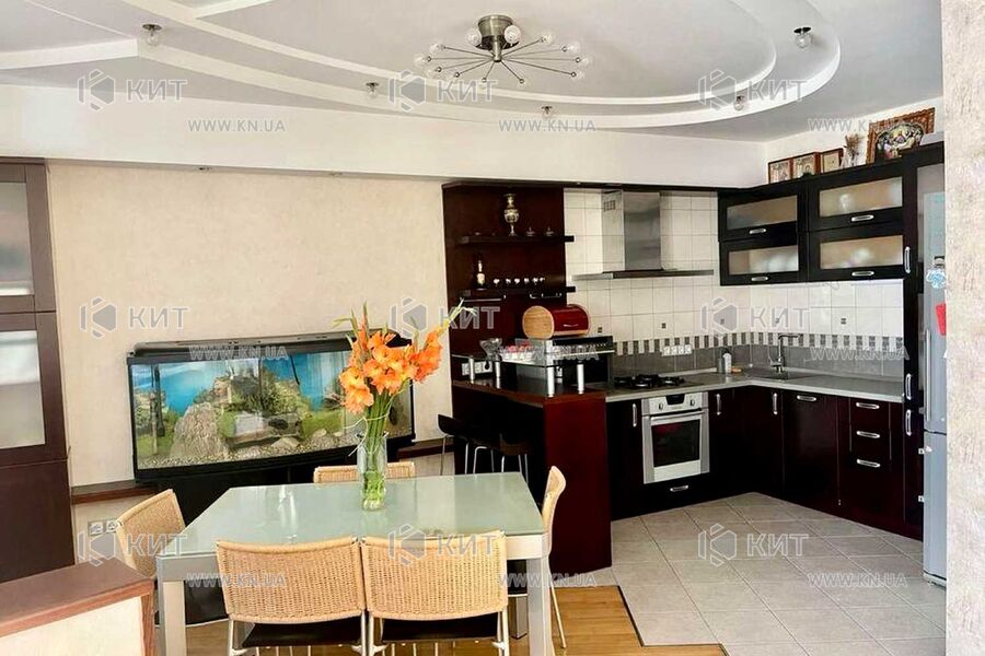 Продаж квартири Харків, Наукова, 104м²